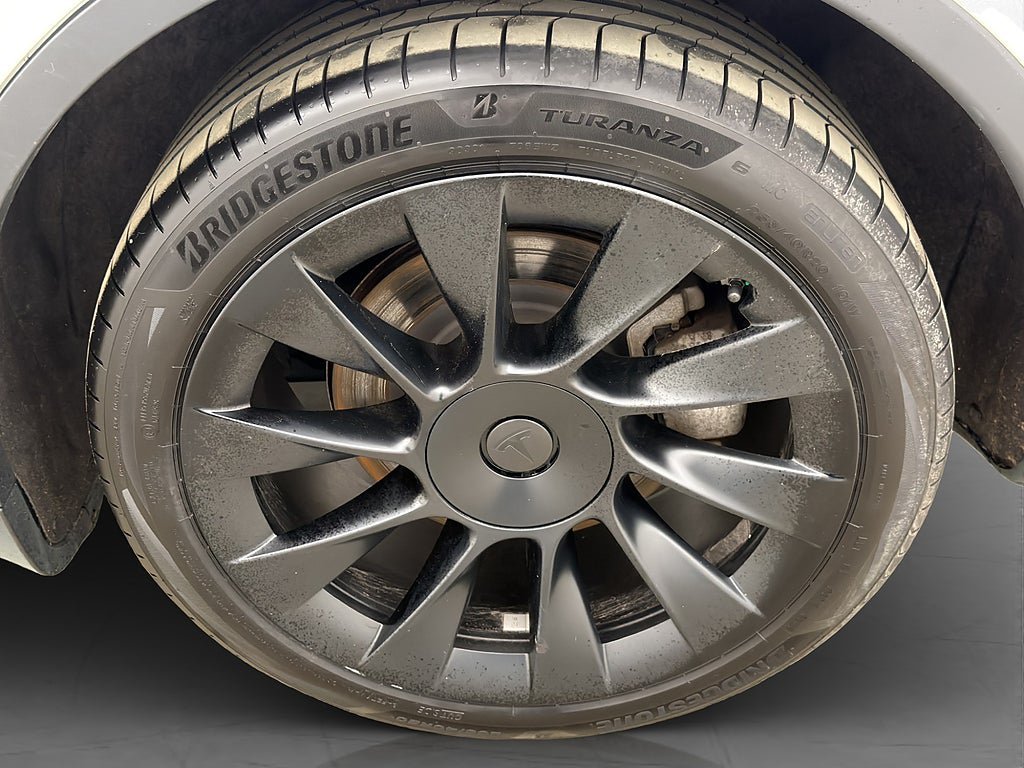 Vehicle Image 31