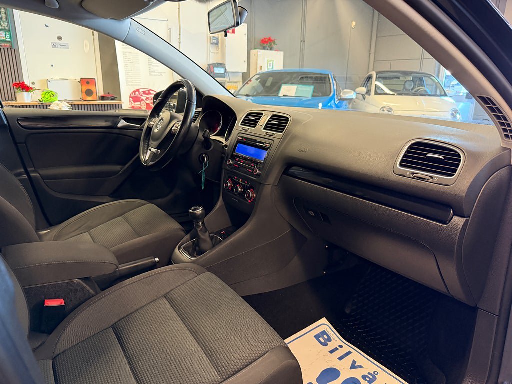 Vehicle Image 17