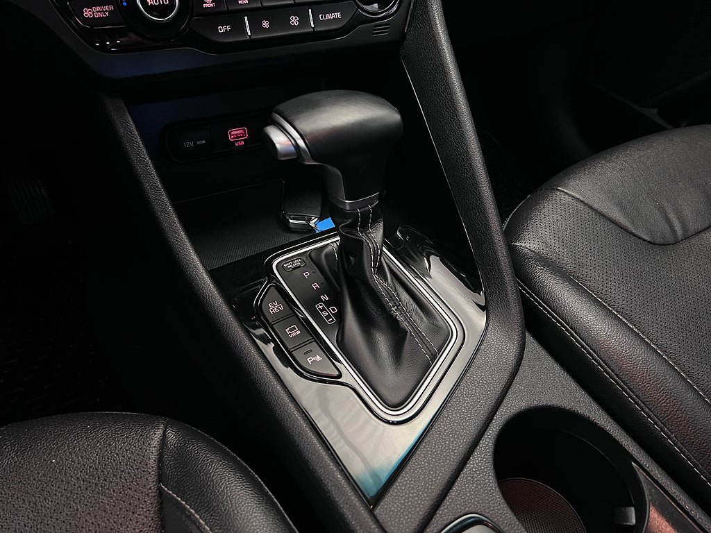Vehicle Image 15