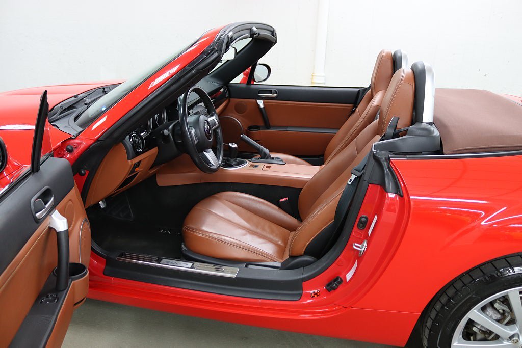 Vehicle Image 14