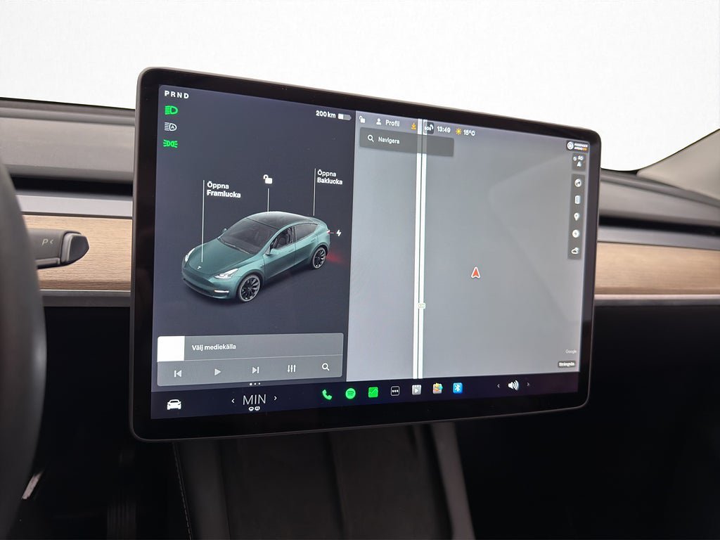 Vehicle Image 13