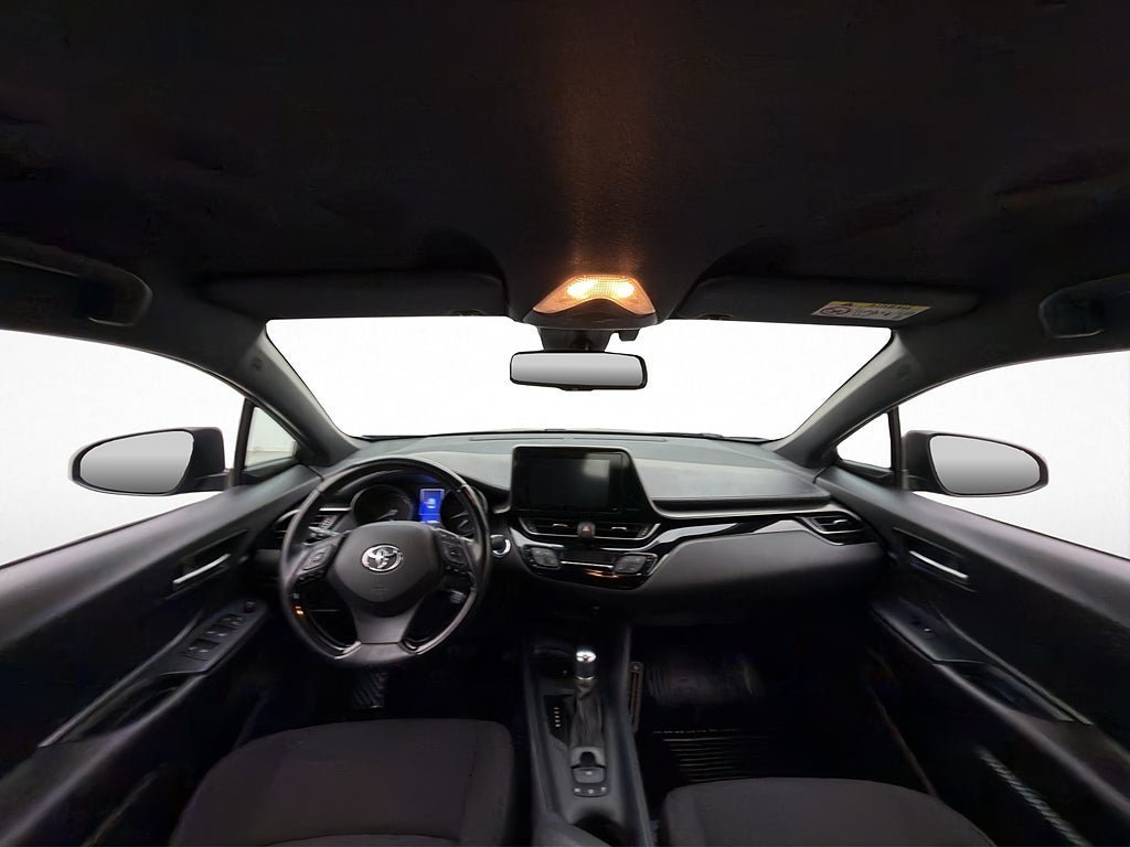 Vehicle Image 11