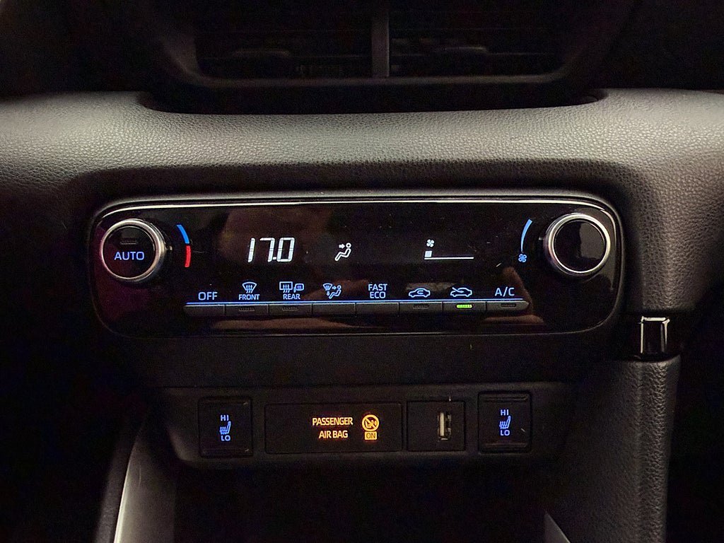 Vehicle Image 19