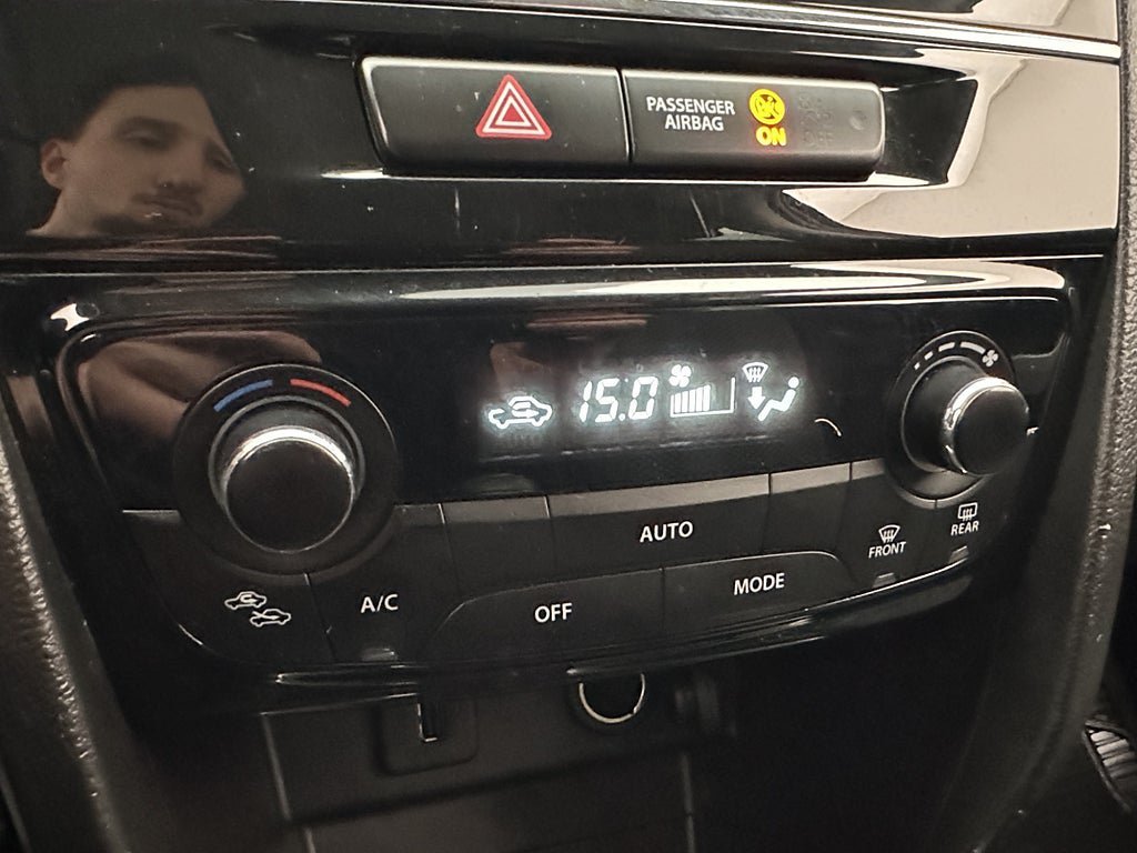 Vehicle Image 22