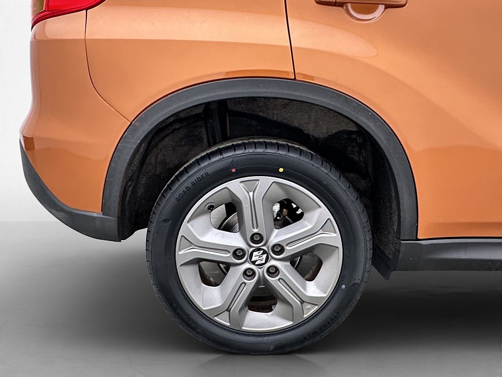 Vehicle Image 30