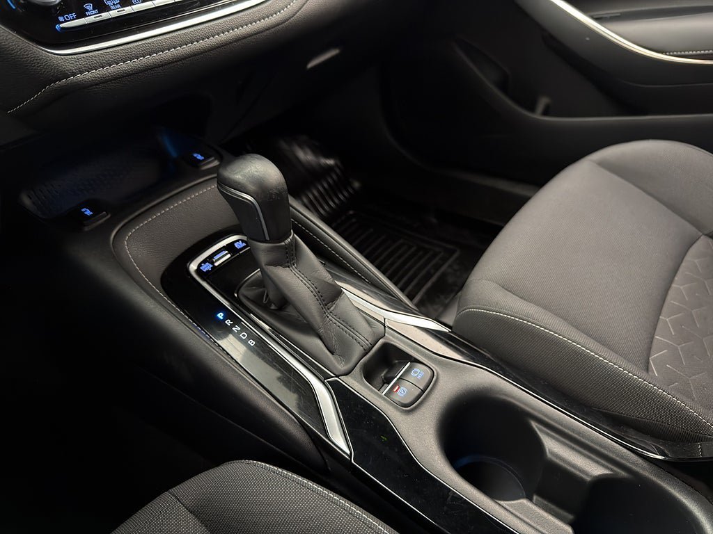 Vehicle Image 21