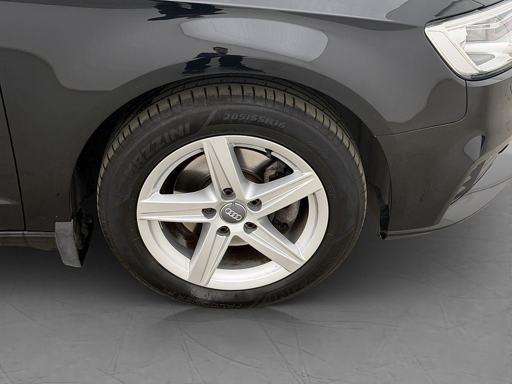 Vehicle Image 31