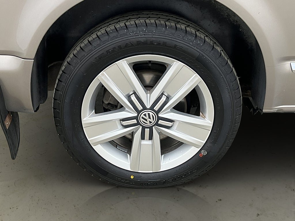 Vehicle Image 37