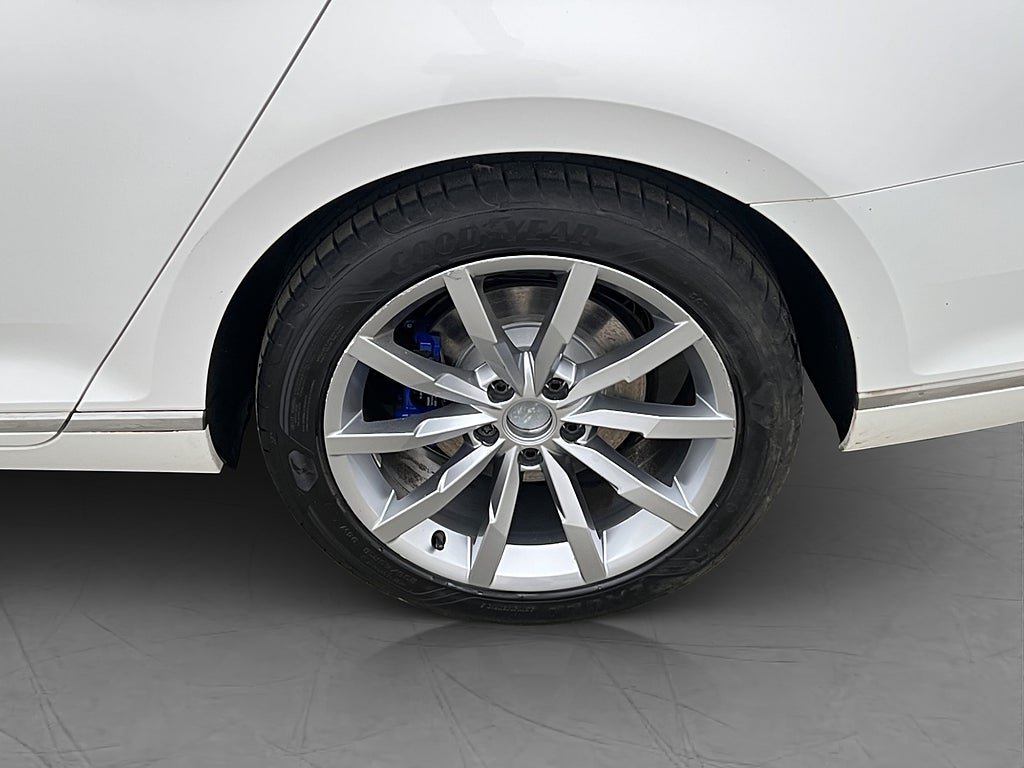Vehicle Image 31