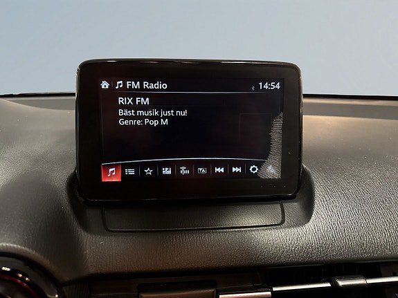 Vehicle Image 11