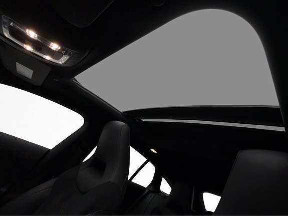 Vehicle Image 32