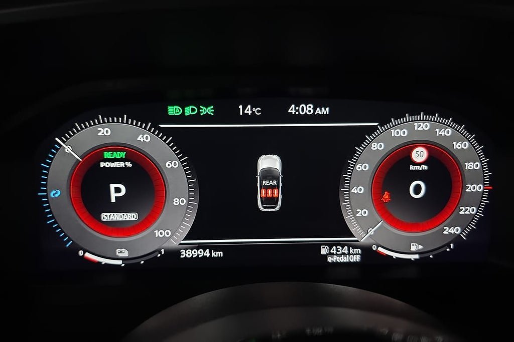 Vehicle Image 16