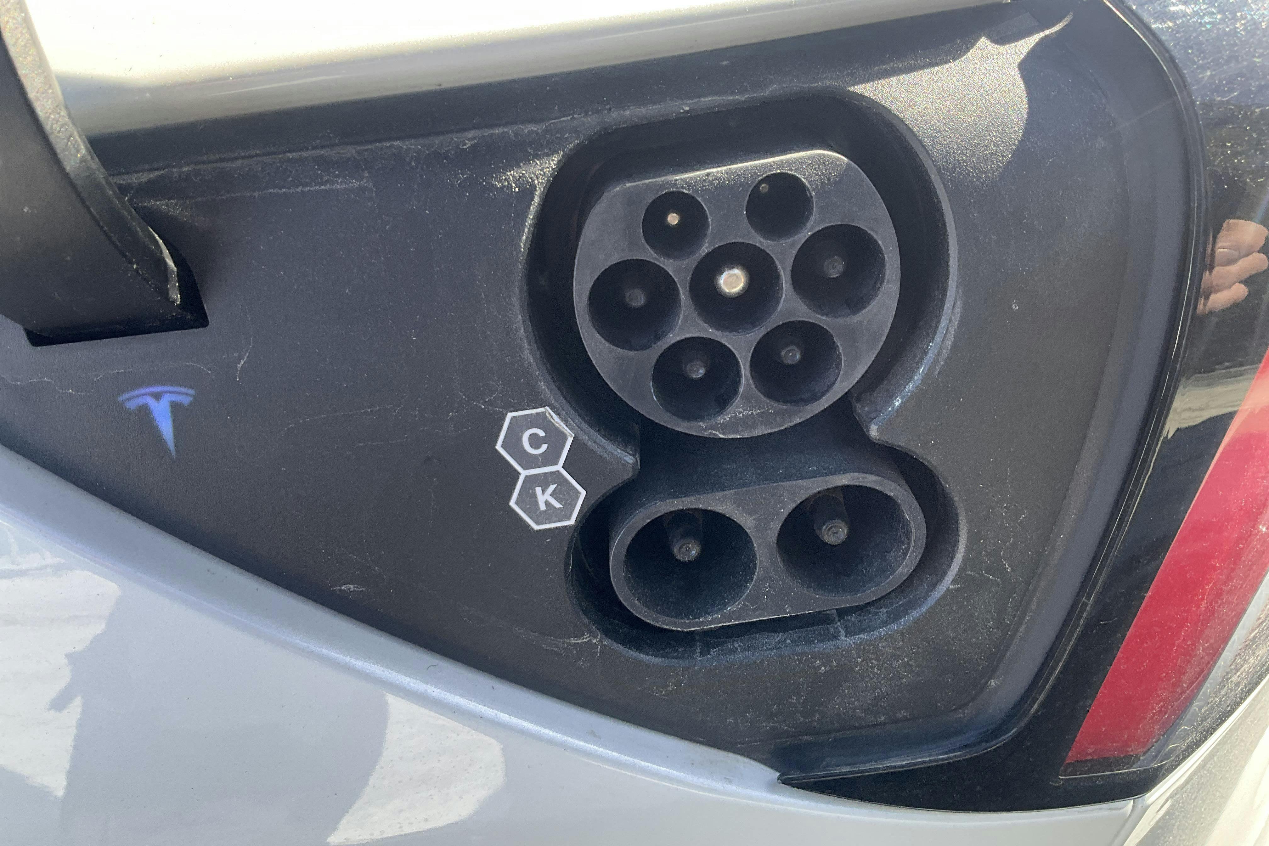 Vehicle Image 16