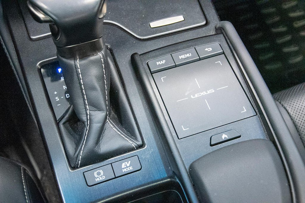 Vehicle Image 21