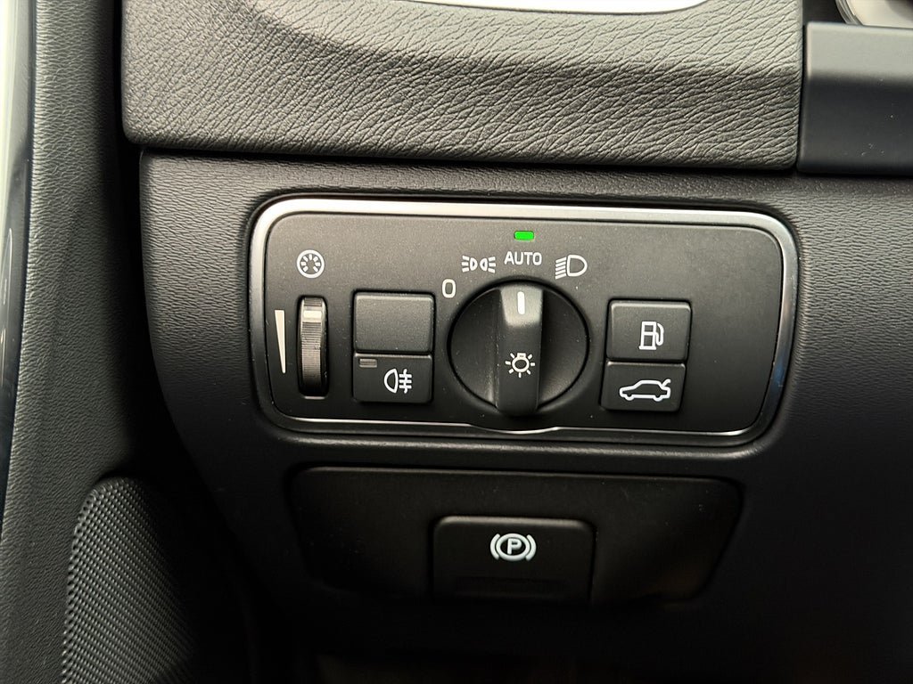 Vehicle Image 26
