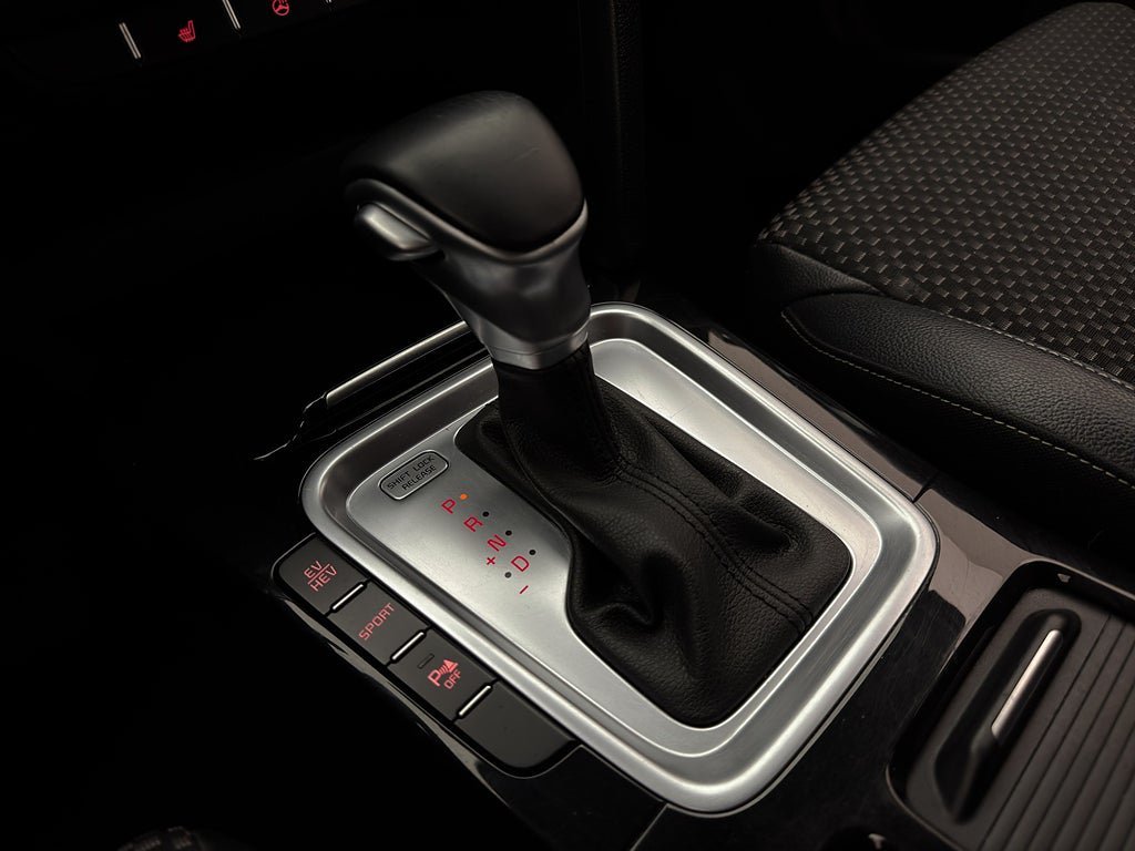 Vehicle Image 22
