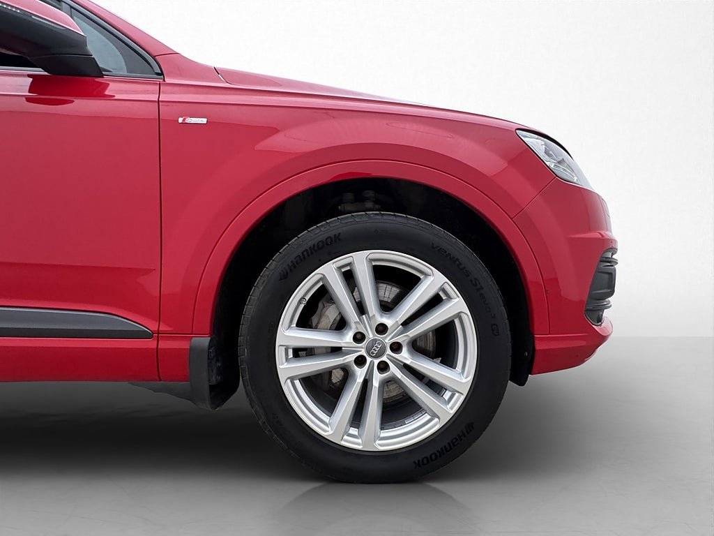 Vehicle Image 30
