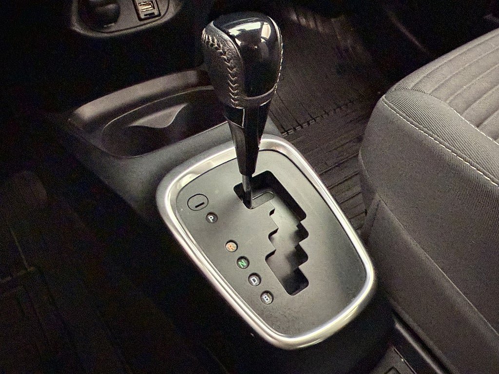Vehicle Image 21