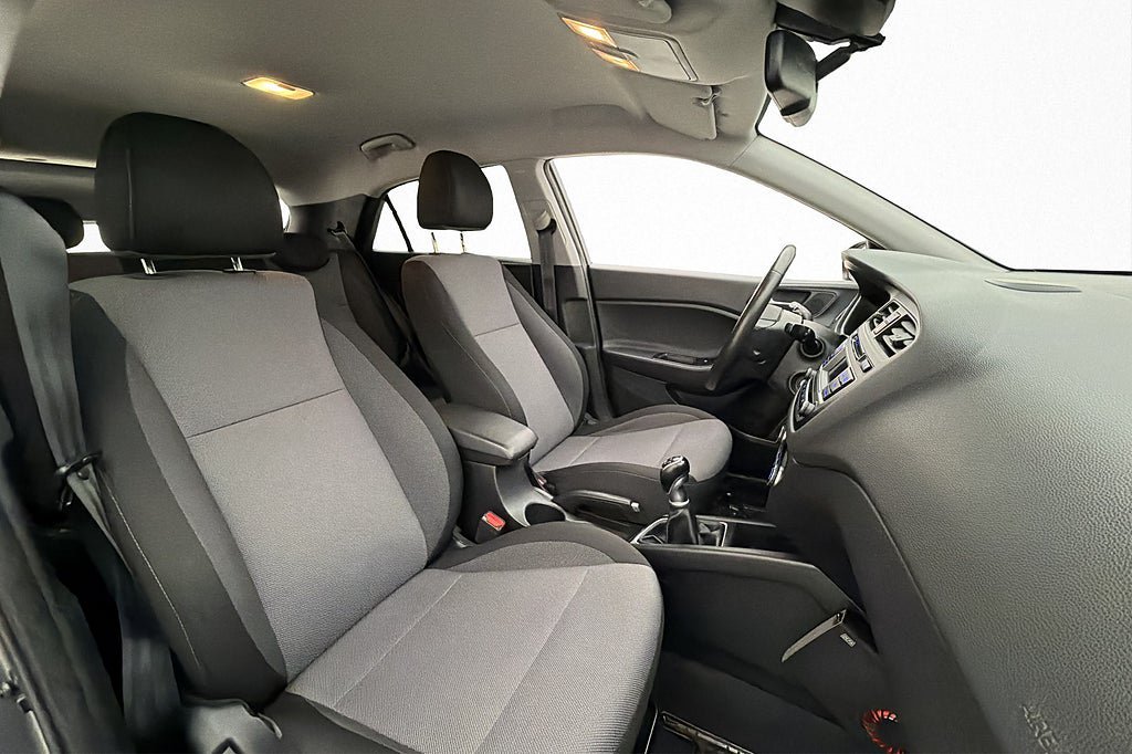 Vehicle Image 14