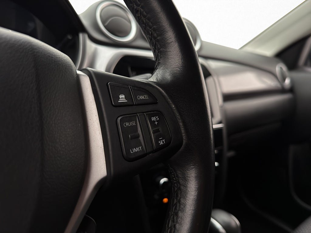 Vehicle Image 16