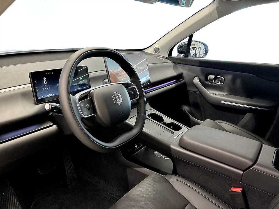 Vehicle Image 13