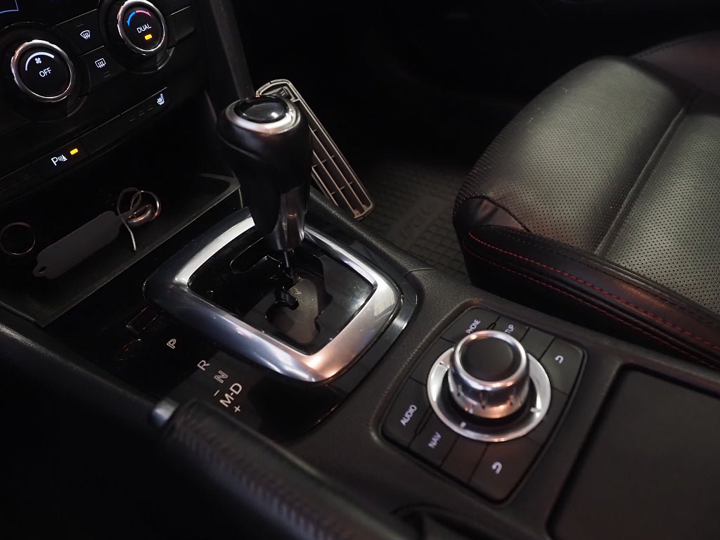 Vehicle Image 22
