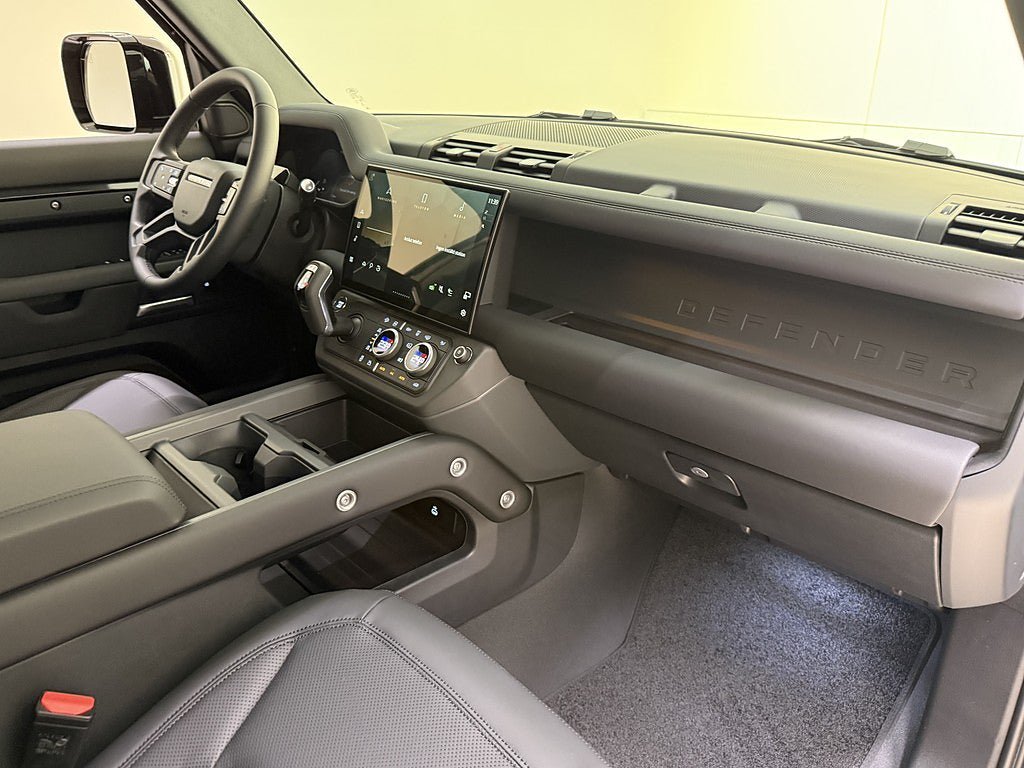 Vehicle Image 19