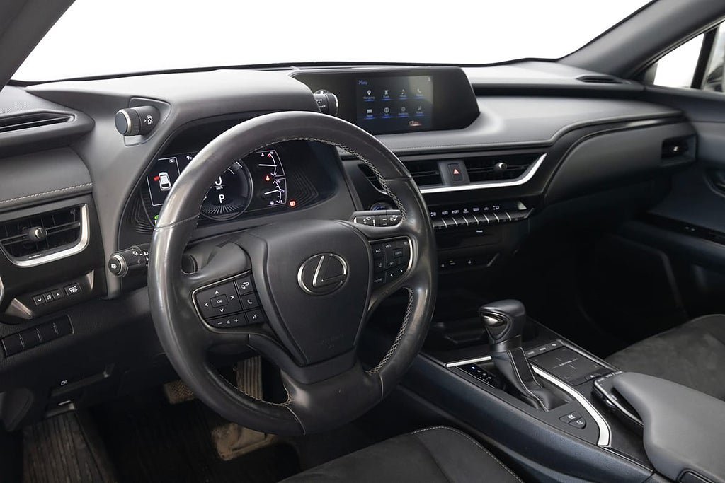 Vehicle Image 18
