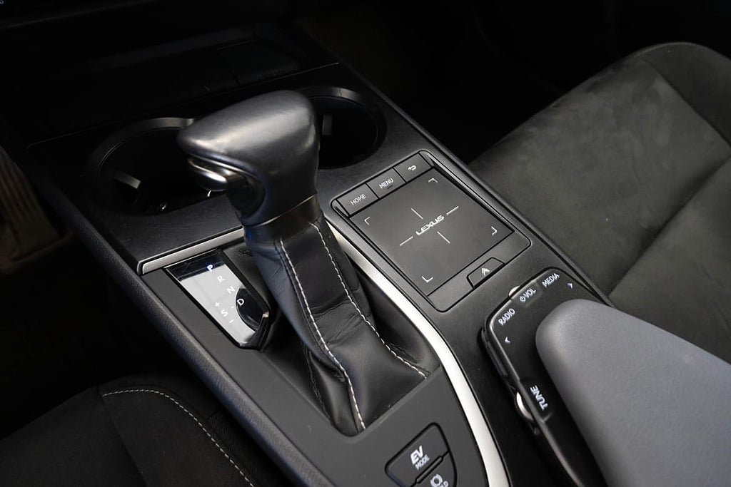 Vehicle Image 22