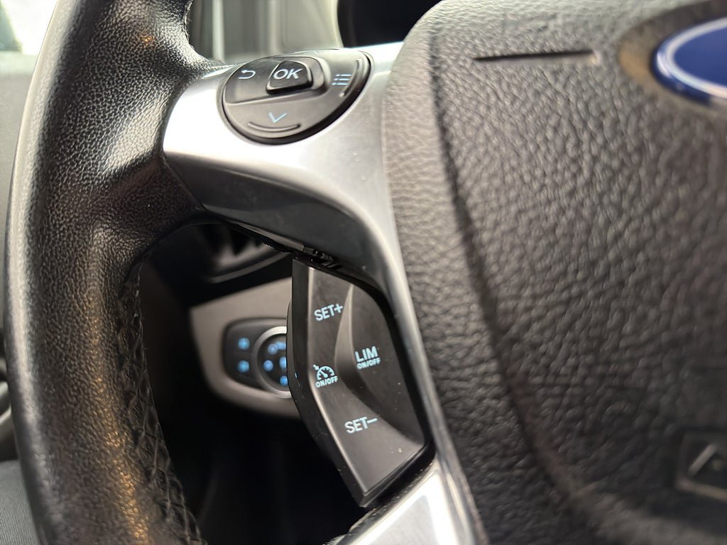 Vehicle Image 17