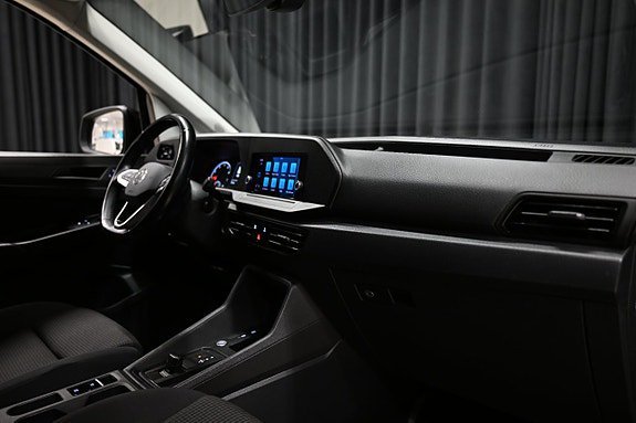 Vehicle Image 29
