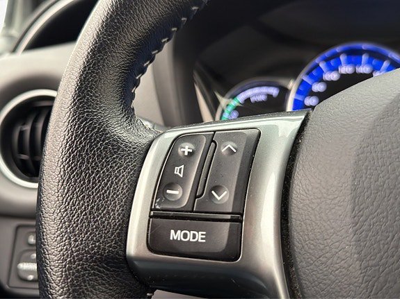 Vehicle Image 22