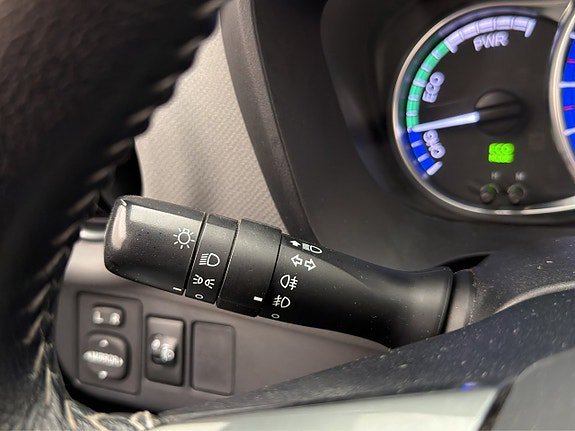 Vehicle Image 24