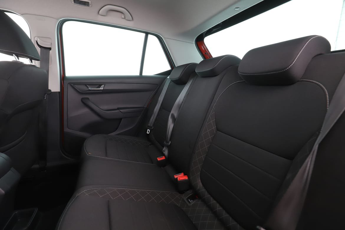 Vehicle Image 14