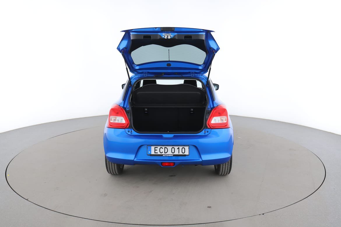 Vehicle Image 13