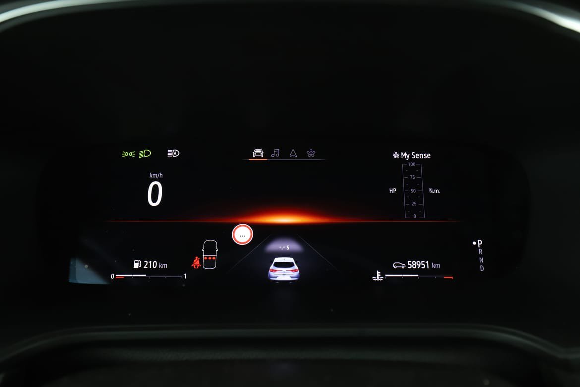 Vehicle Image 18