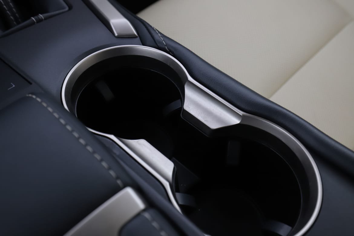 Vehicle Image 32