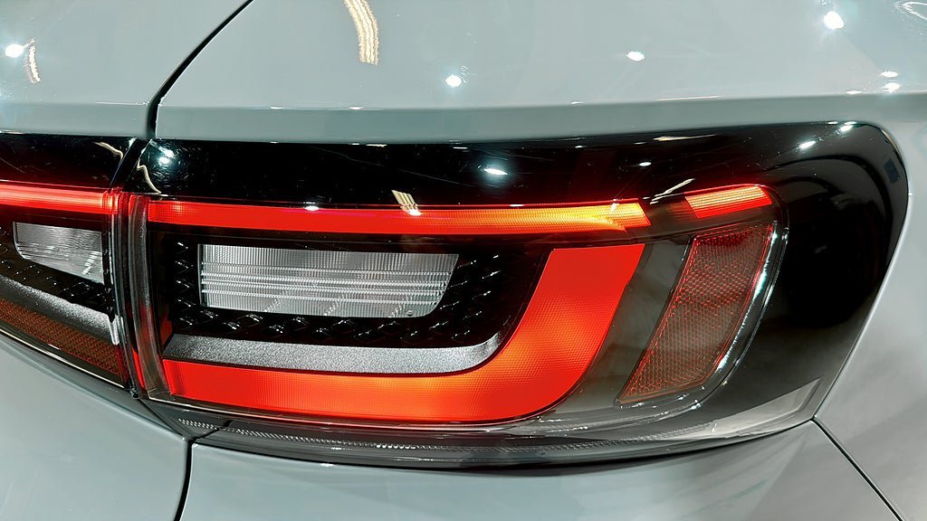 Vehicle Image 13