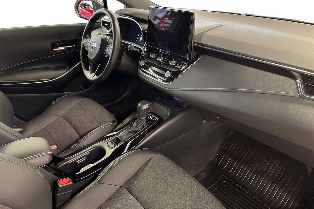 Vehicle Image 7