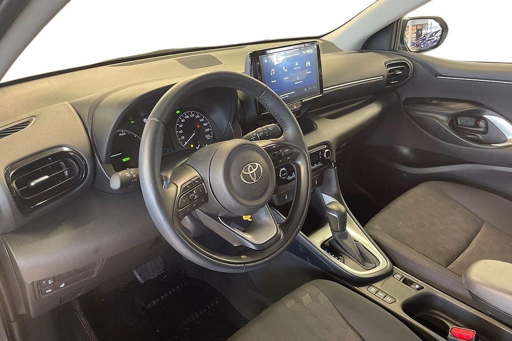 Vehicle Image 14