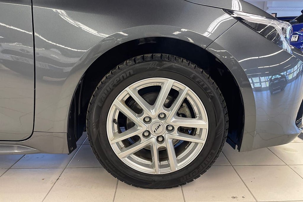 Vehicle Image 17
