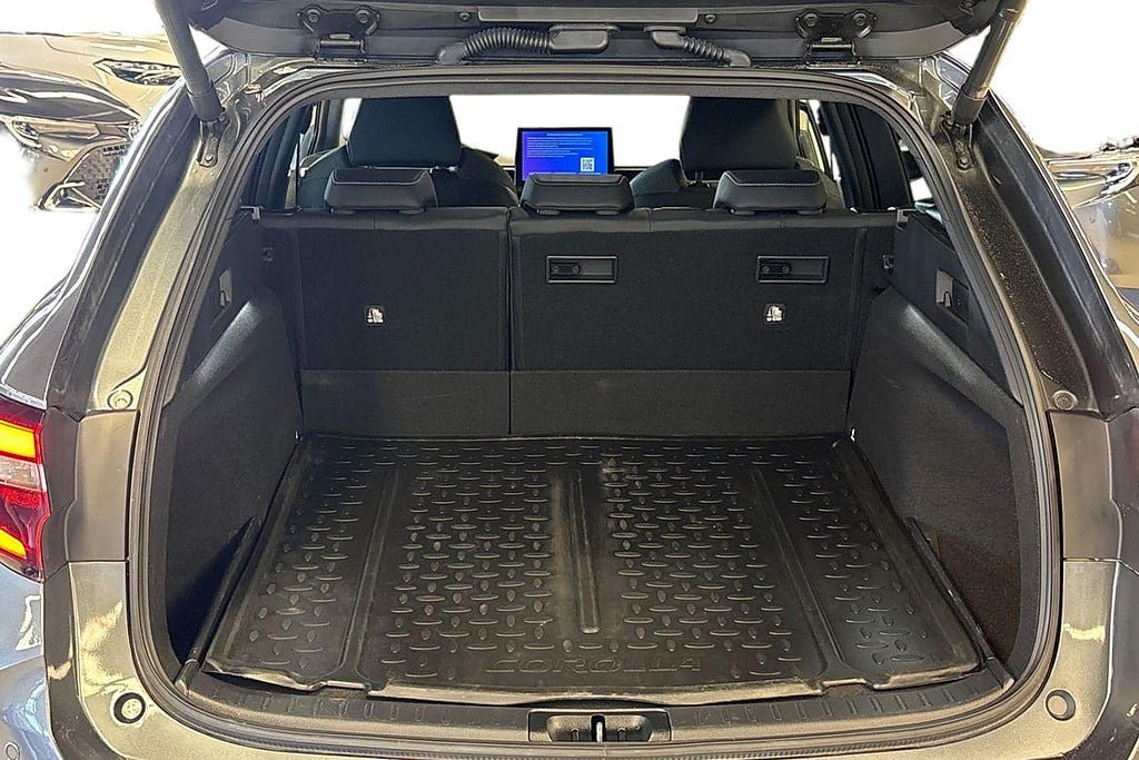 Vehicle Image 12