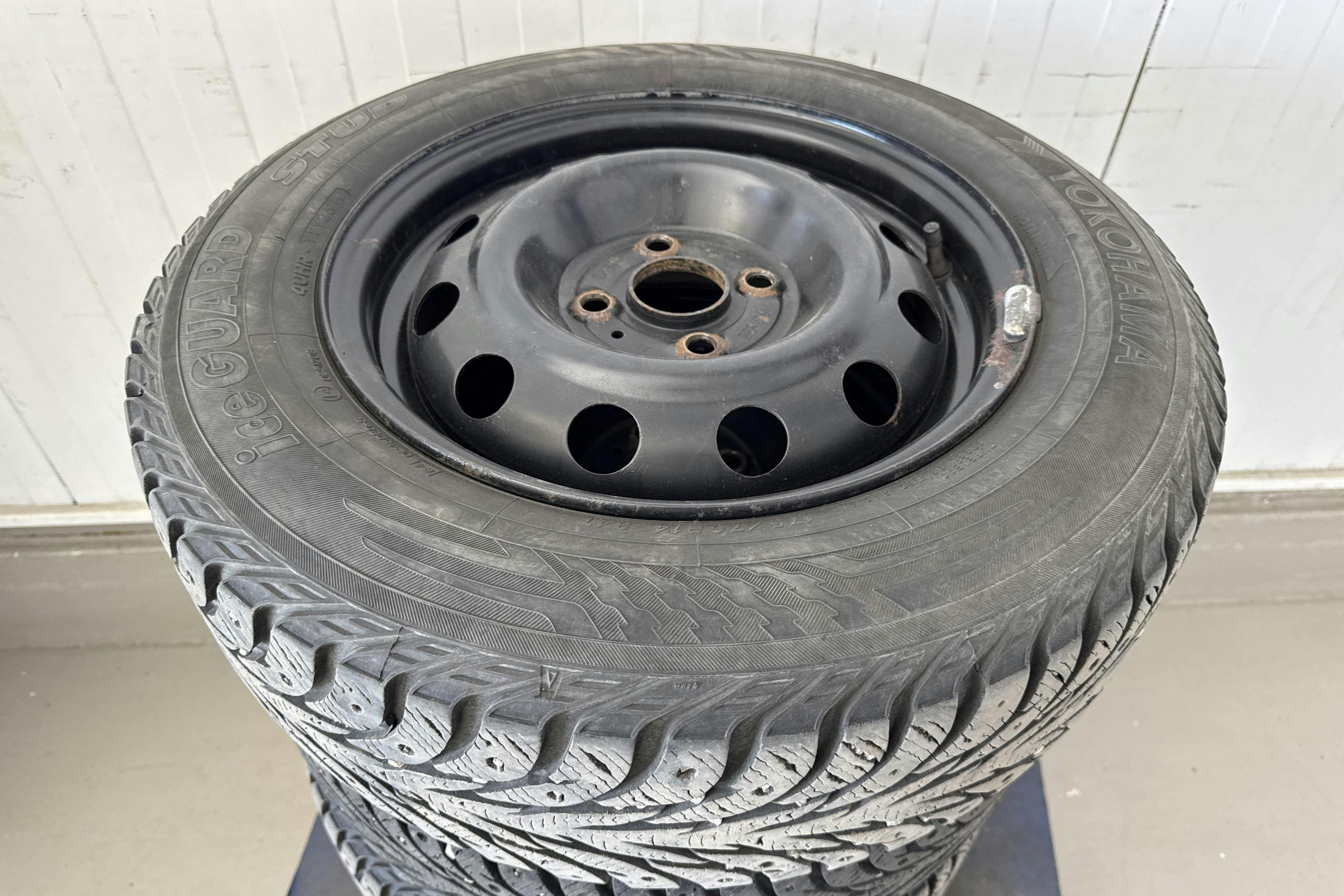 Vehicle Image 14
