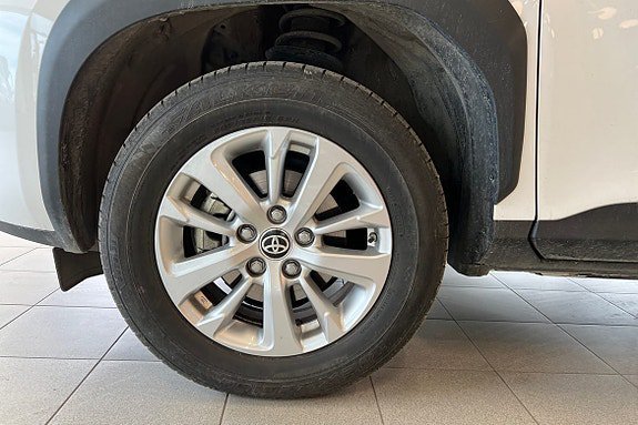 Vehicle Image 17