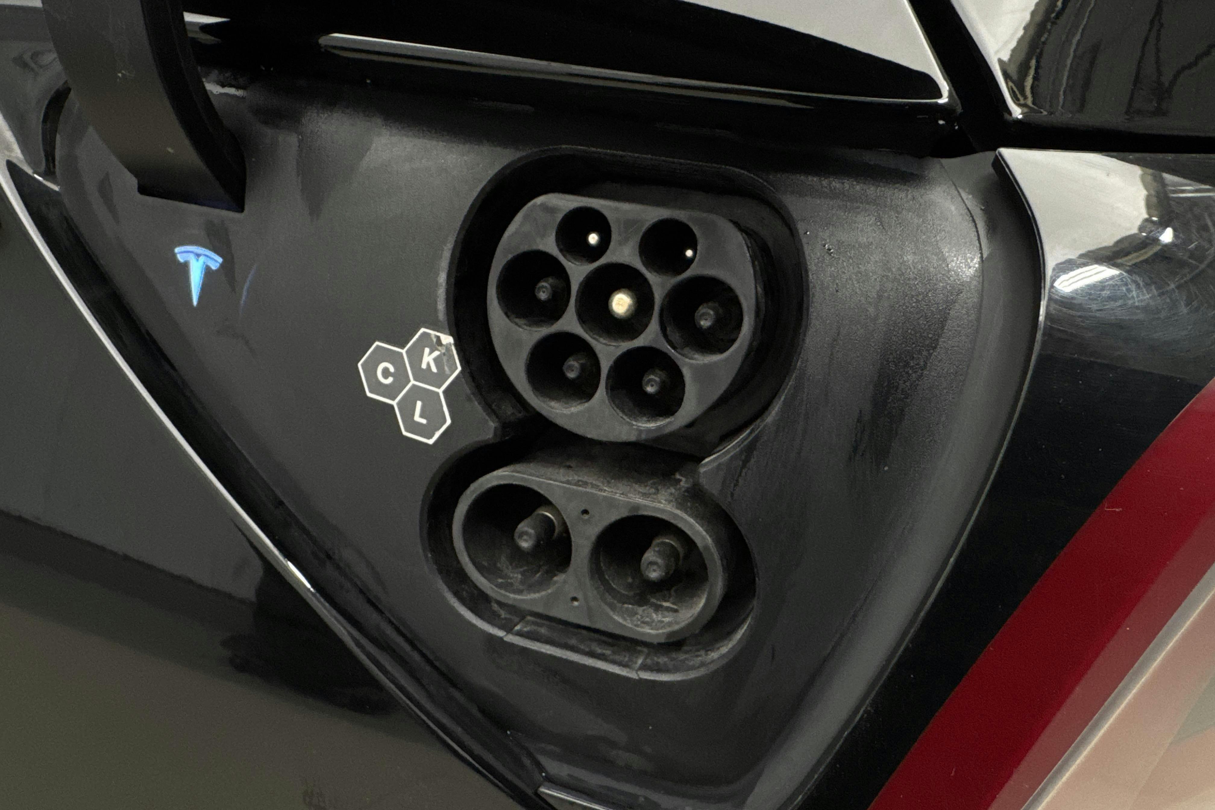 Vehicle Image 22