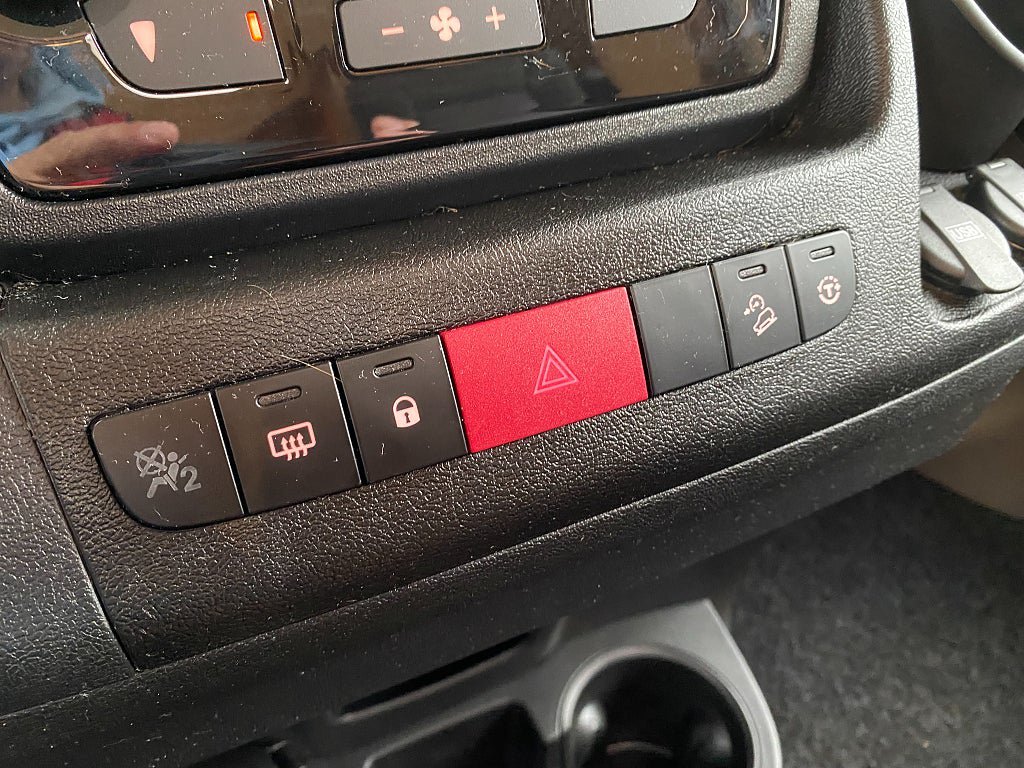 Vehicle Image 40