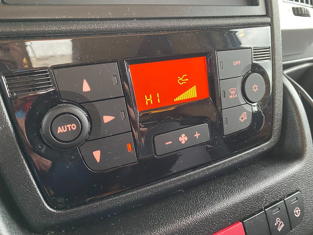 Vehicle Image 41