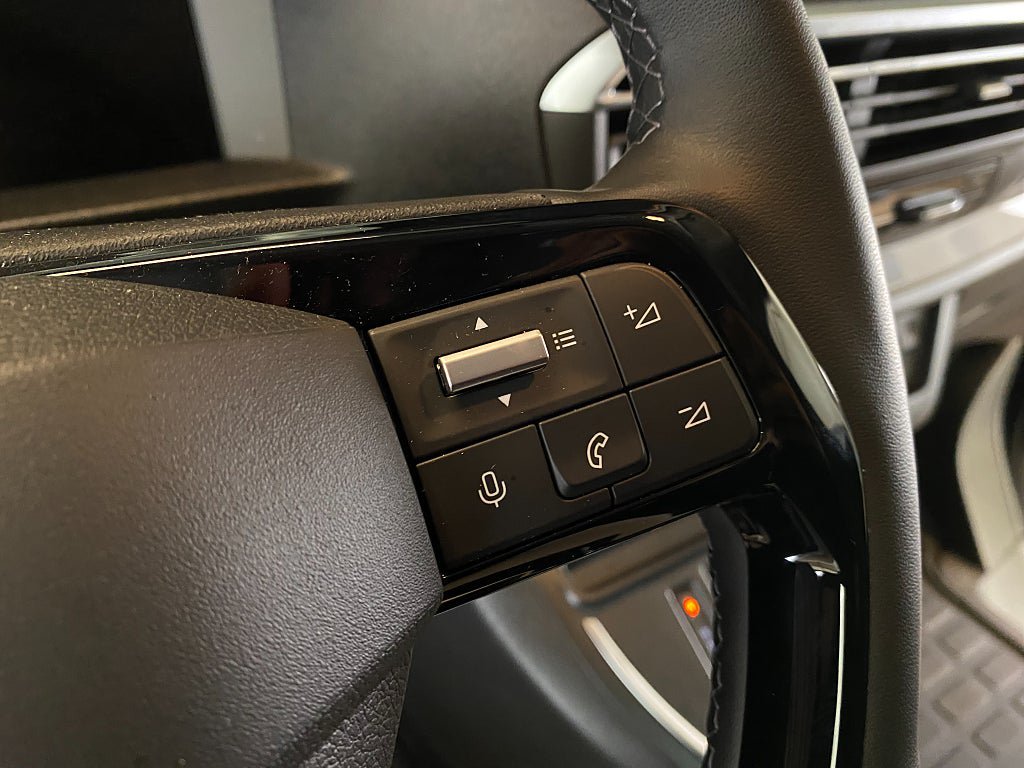 Vehicle Image 47