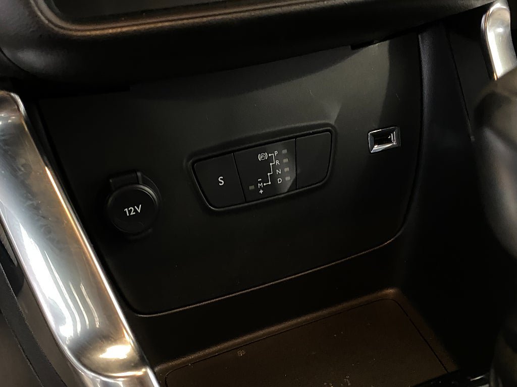 Vehicle Image 51
