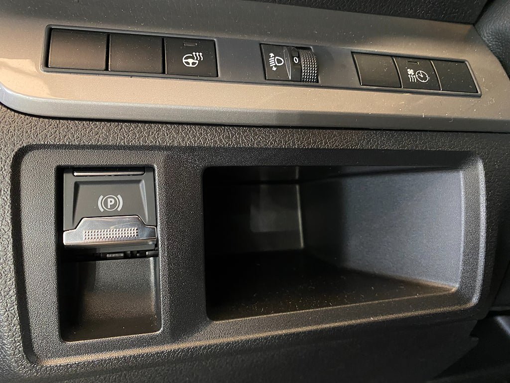 Vehicle Image 51